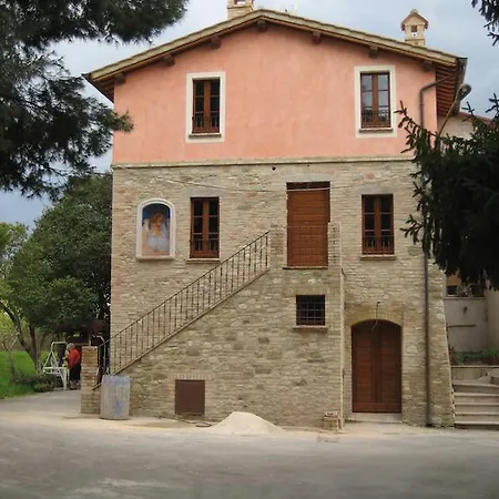 בית הארחה La Casa Di Ercole בוואניה