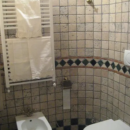 בית הארחה La Casa Di Ercole *