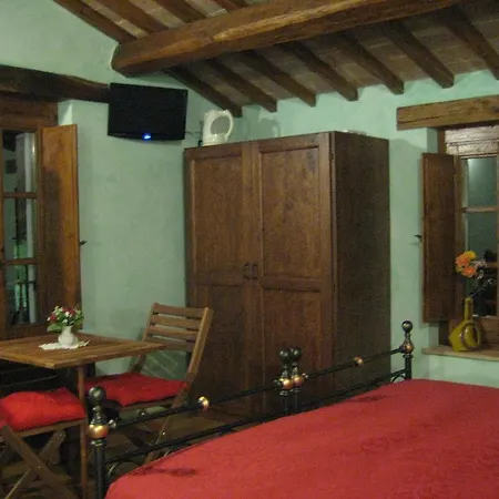 בית הארחה La Casa Di Ercole *